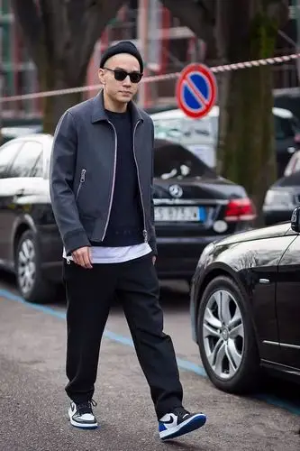 华人第一潮男eugene tong教你层次穿搭