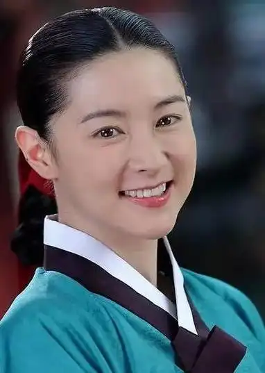 李英爱如今的生活("大长今"的扮演者李英爱)