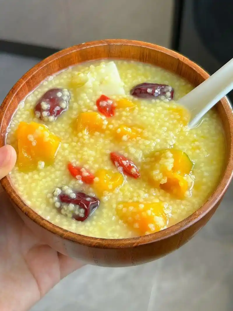 南瓜小米粥03 香甜软糯～暖身又暖胃!喝完太舒服啦!