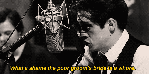 帅哥gif话筒gif唱歌gif认真gif流汗gif