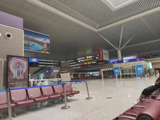 2021816郑州东站乘车