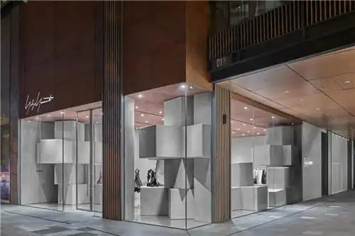 中国大陆首家yohjiyamamoto旗舰店落户成都远洋太古里