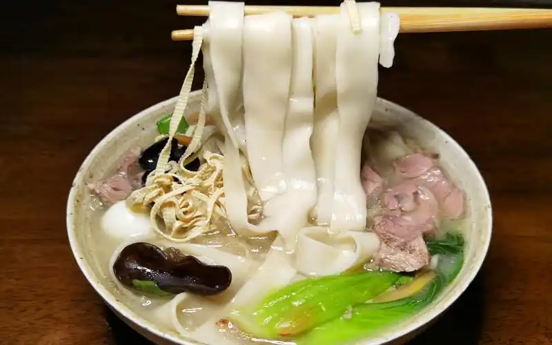 河南正宗羊肉滋补烩面,灵魂在于羊肉白汤的熬制,学会可以开店了