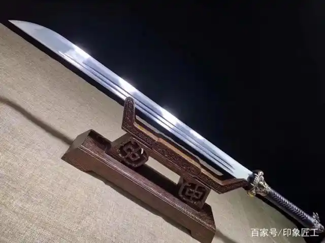 冷兵器腾龙战刀,鉴赏