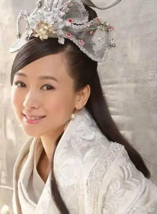 活佛济公中的十大美人白雪胭脂白灵谁更胜一筹