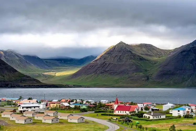 冰岛小镇