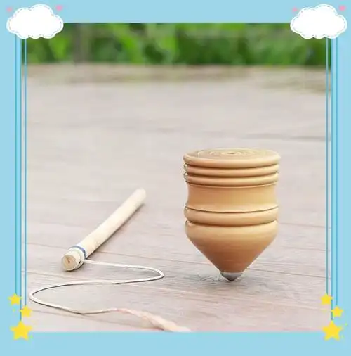 木陀螺:通常用硬木头来制作.这样制作的木陀螺旋转有力,耐磨损.
