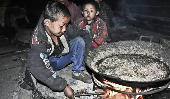 富人和穷人的孩子,差的真不仅仅是钱