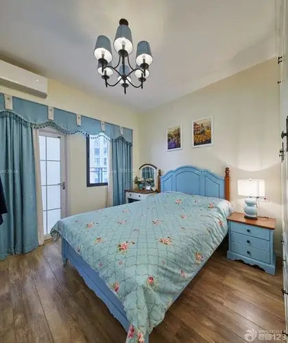 最新家装90平方房子卧室装修设计图