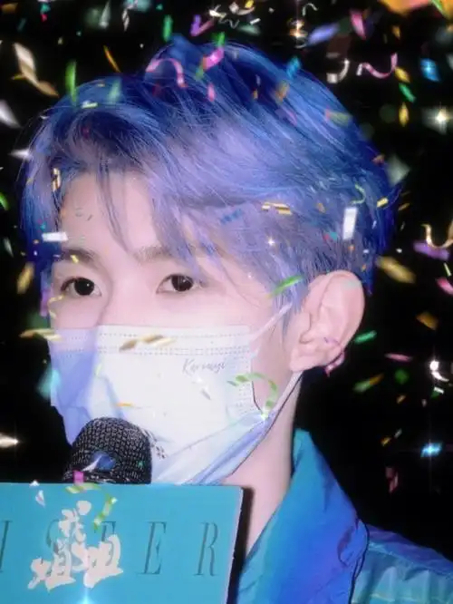 官宣了家人们是王源蓝粉真的是yyds