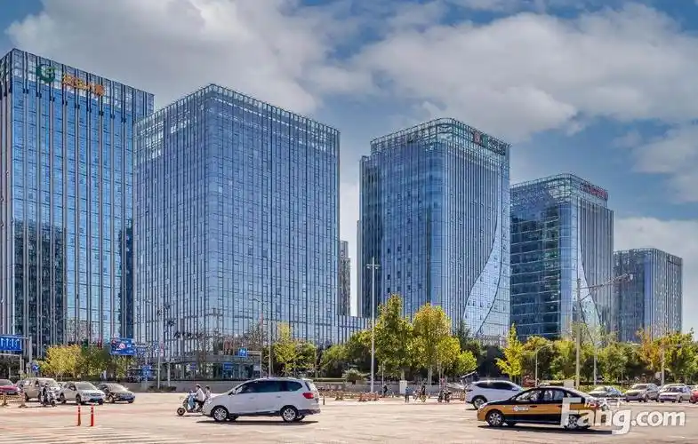 泰然大厦精装双采光办公室地铁近随时可看可注册