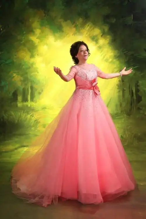 空政歌舞团著名美声女低音歌唱家:郭瑛老师!