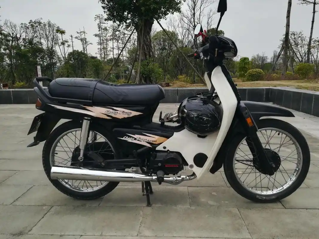 全进口本田弯梁幼兽c100