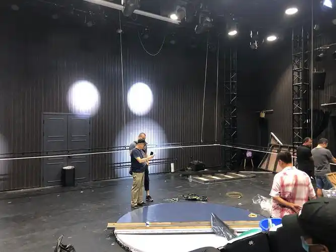 小剧场话剧晴空万里