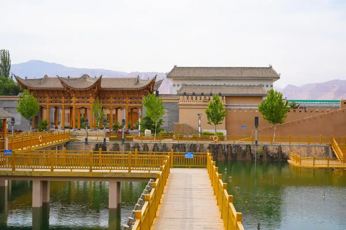 撒拉尔故里民俗文化园位于循化县街子镇马家村,是来循化旅游的必打卡