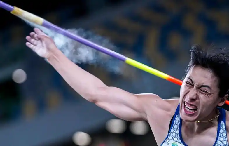 十四运田径测试赛吕会会余玉珍发挥出色中国女子标枪实现奥运满额达标