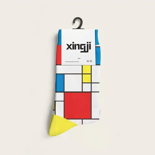 蒙德里安《红,蓝,黄构图》