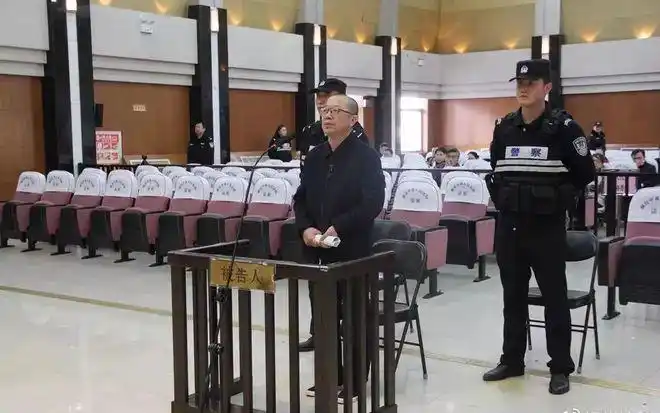 2008年至2018年,被告人马志宏利用担任泾源县县委书记,县长,固原市