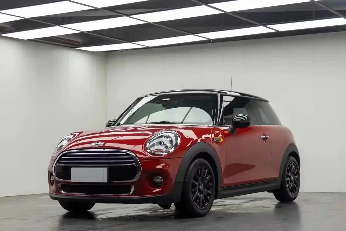 宝马 mini cooper.最新上架  17年minico - 抖音
