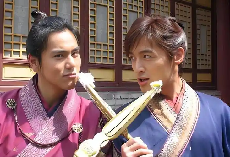 台媒曝彭于晏恋情,胡歌悬念解开,心终于放下