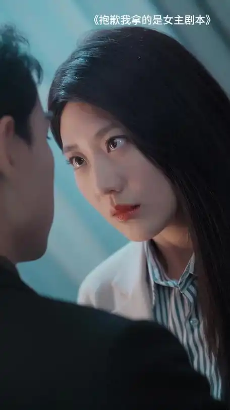 我们太太的客厅讲的是什么