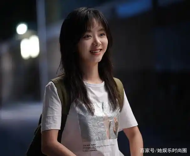 谭松韵获年度最佳女演员,2020年四部剧霸屏,网友:实至名归!