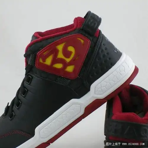 这双是李宁奥尼尔什么型号的鞋子?