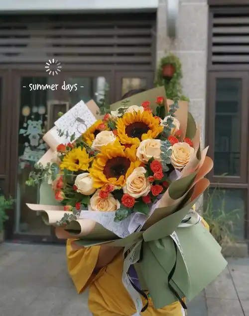 向日葵香槟混搭花束