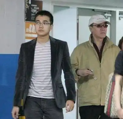 李幼斌和儿子李小柯