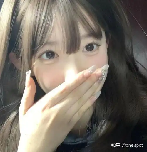 有哪些可爱的女生头像呢,最好是不换那种?