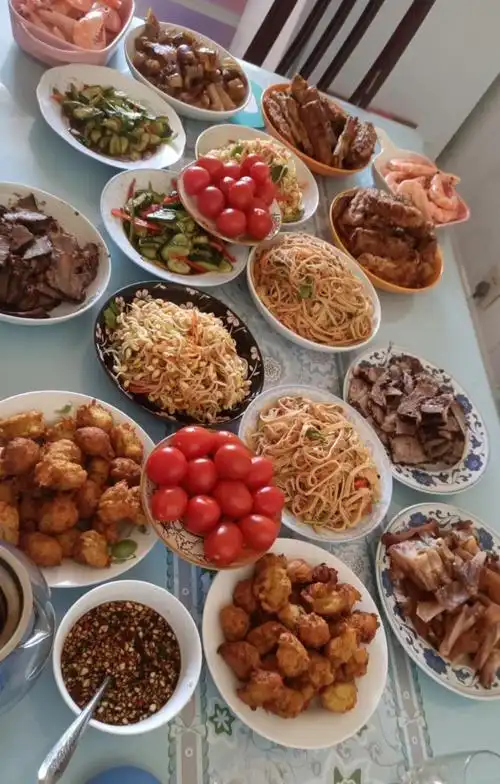 天南地北年夜饭都是团圆的味道组图