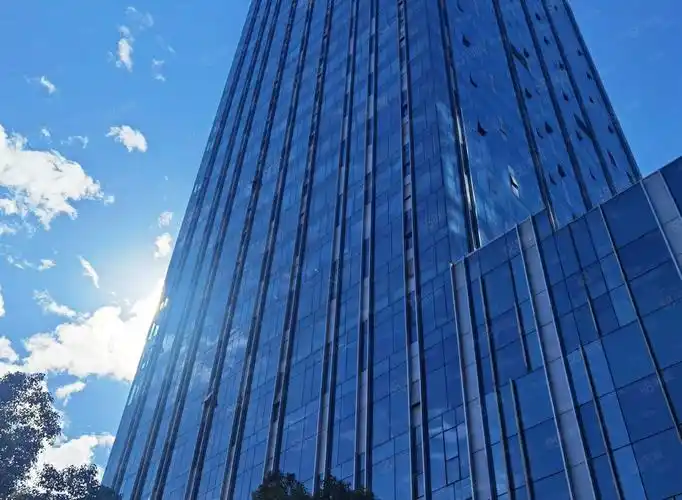 万达中心128平家具齐全双面采光价格惊喜,东莞东城主山万达广场(东城