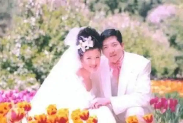 男篮名将胡卫东:被称作中国乔丹,娶医生妻子,特擅长向老婆认错