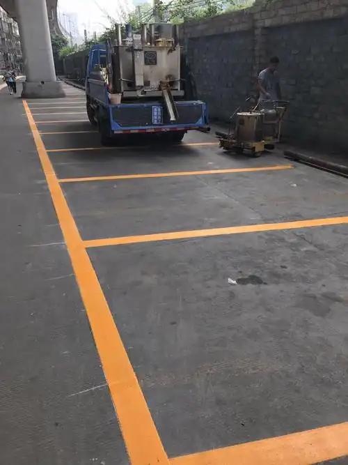 东莞有停车位划线公司吗 东莞停车场设施设备划线