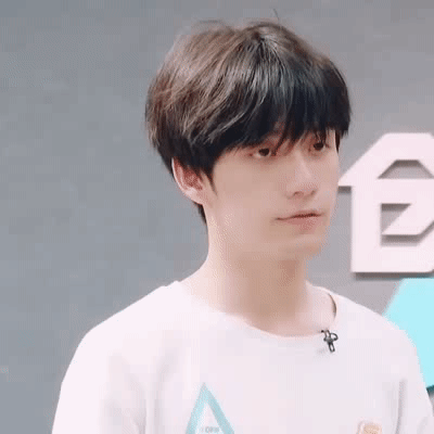 rapper张颜齐的一个美好动图楼