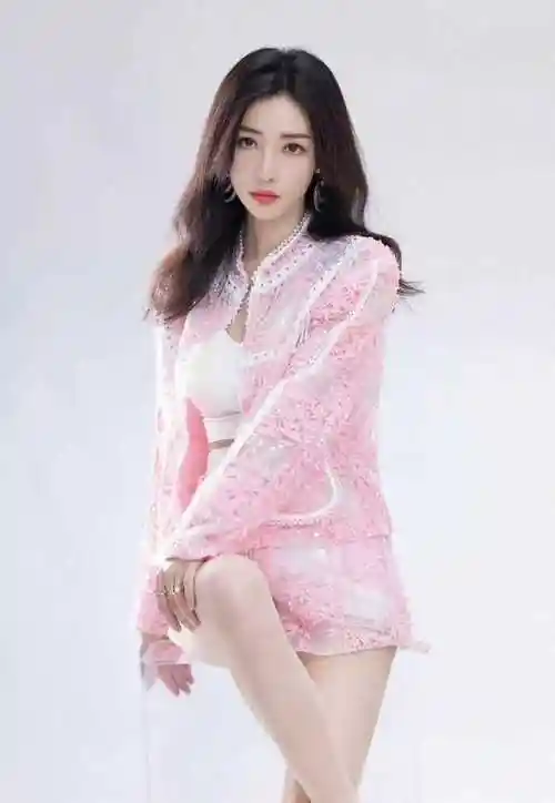 原创揭秘柳岩背后的动人故事她的挫折奋斗和胜利