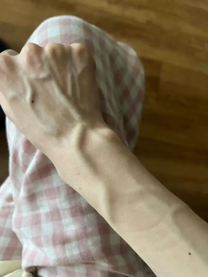 以前是晚上 现在是早晨 #青筋# #青筋手控