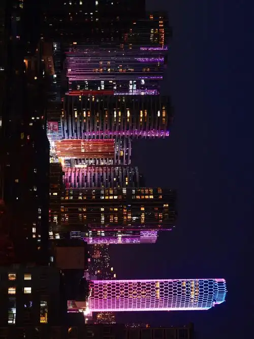 只怪夜太黑何日再见你往日的繁华#北京拍照  #摄影日常  #北京  #今夜