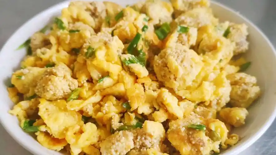 分享六道美味家常菜:火爆猪杂上榜,蘑菇炒肉片比饭店做的都好吃