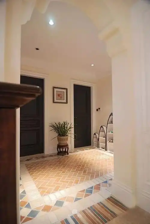 门,门框,踢脚线搭配的40个实景案例