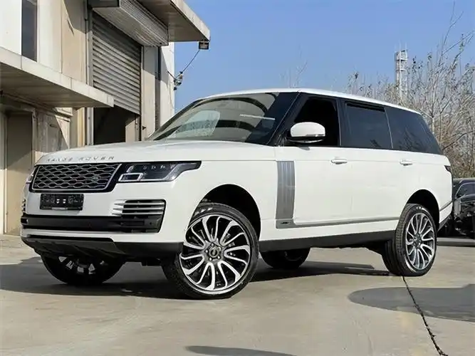 2022款路虎揽胜行政创世加长版到店图解