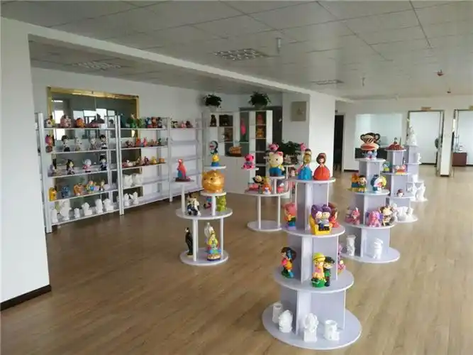 六盘水市石膏娃娃厂,彩绘石膏模具批发,儿