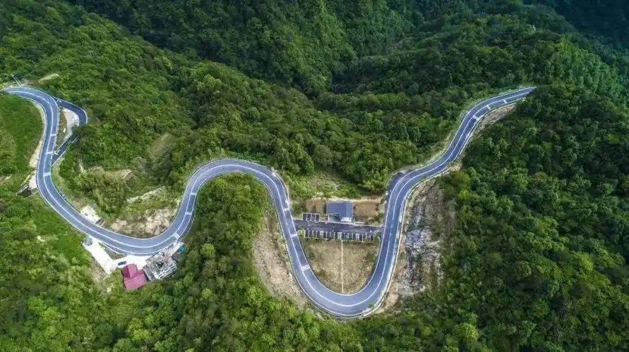 新改建宿松县山区旅游公路,环天柱山旅游公路,环浒山湖旅游公路,环