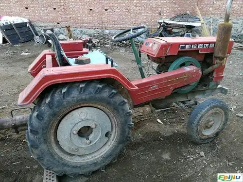 农用四轮拖拉机低价处理