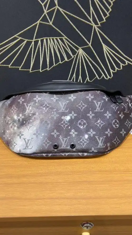 lv星空腰包