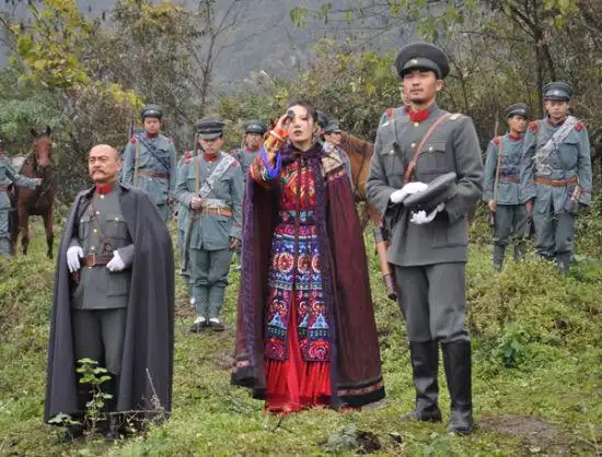 邬靖靖《血誓》剧照