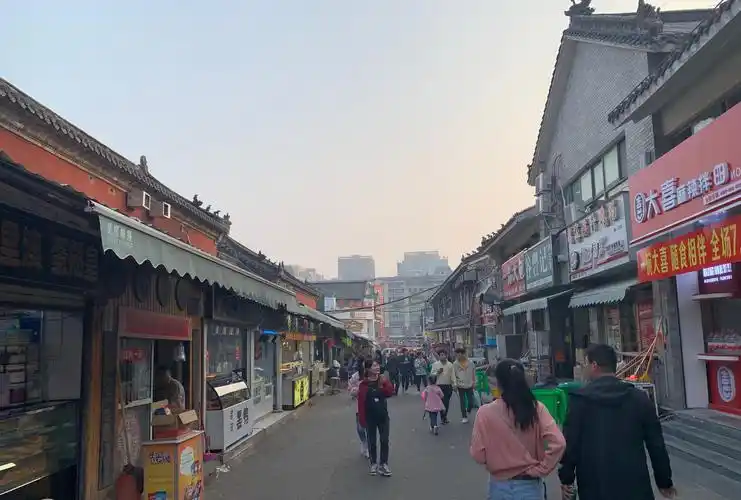 南阳府衙小吃街,一个令人又爱又恨的地方