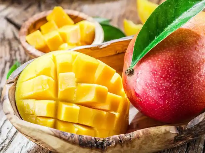 新鲜的芒果高清图片