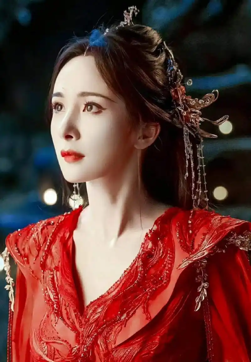 古典国风美人# #明星古风造型# 惊艳时光古装剧明星造型,神仙姐姐