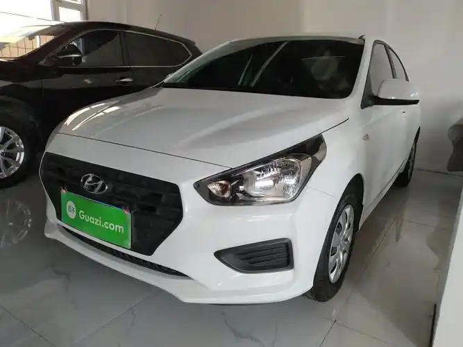 现代瑞纳2020款14l手动4门5座三厢车焕新版国Ⅵ